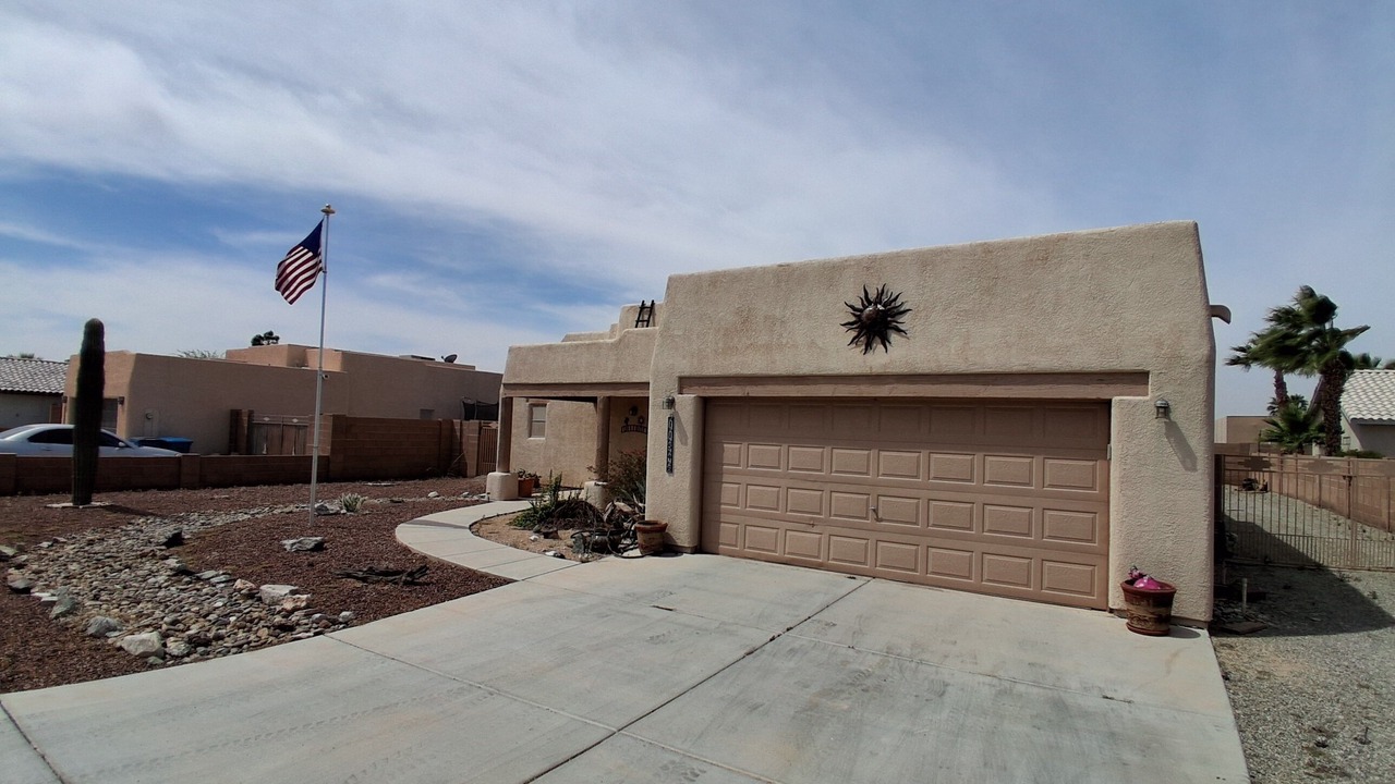 Photo of Outdoor in Desert Foothills