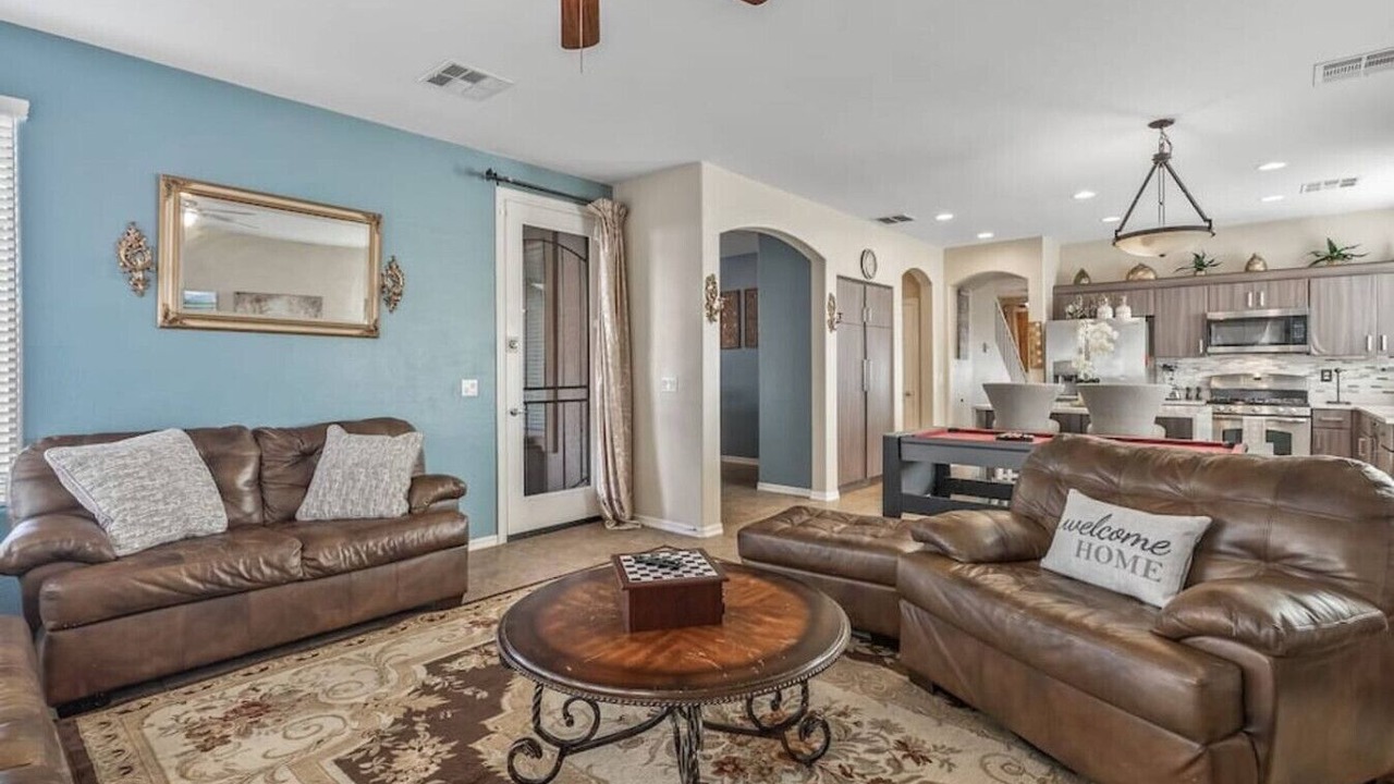 Photo of Livingroom in Royal Ranch
