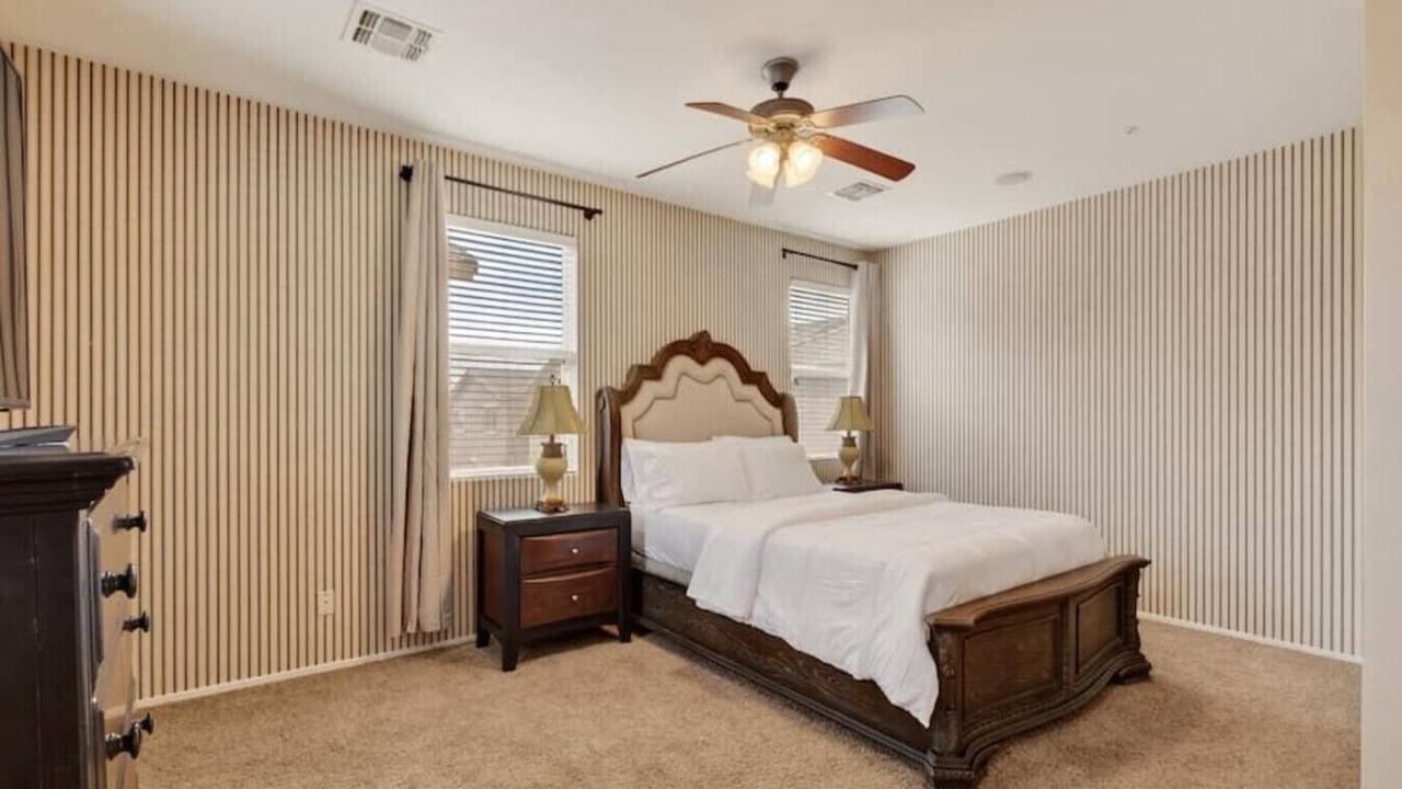 Photo of Bedroom in Desert Springs Village