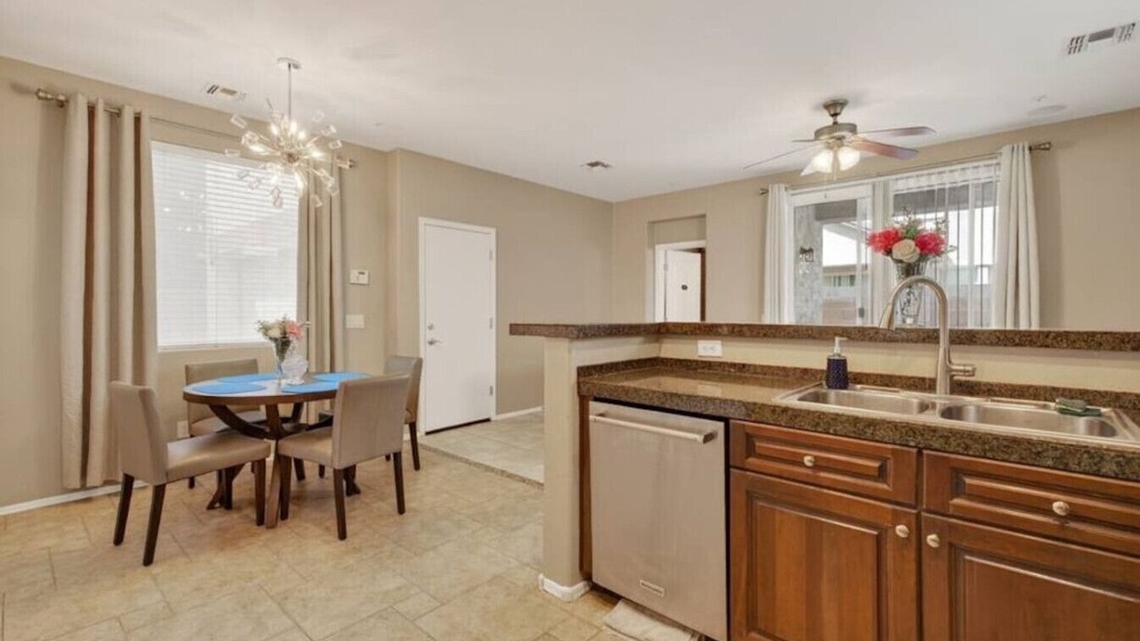 Photo of Kitchen in Desert Springs Village