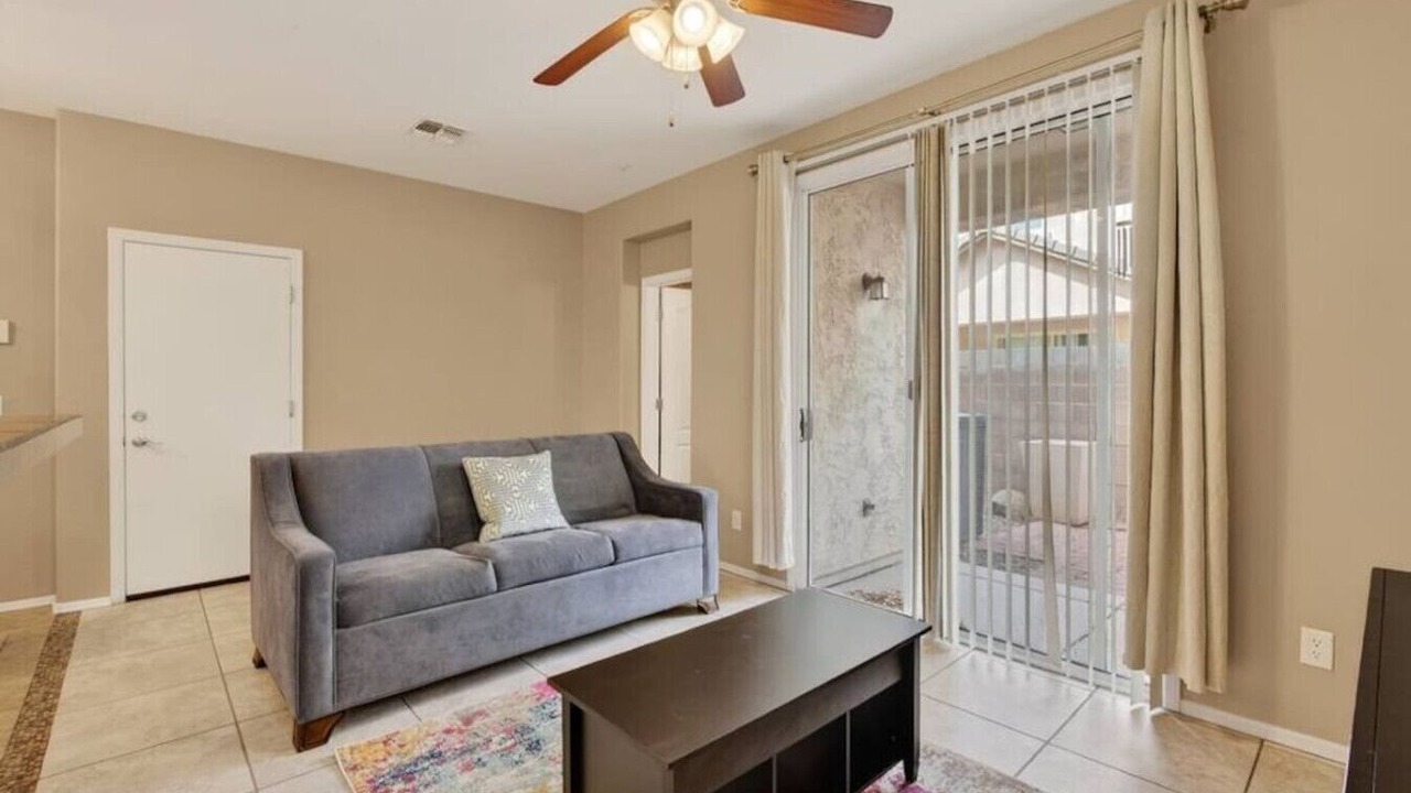 Photo of Livingroom in Desert Springs Village