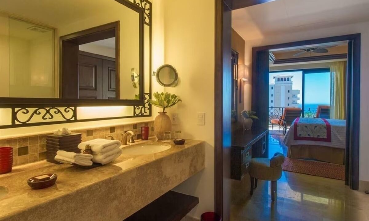 Photo of Bathroom in Marina