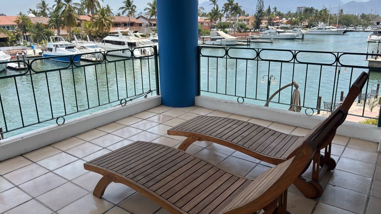 Photo of Patio Balcony in Isla Iguana