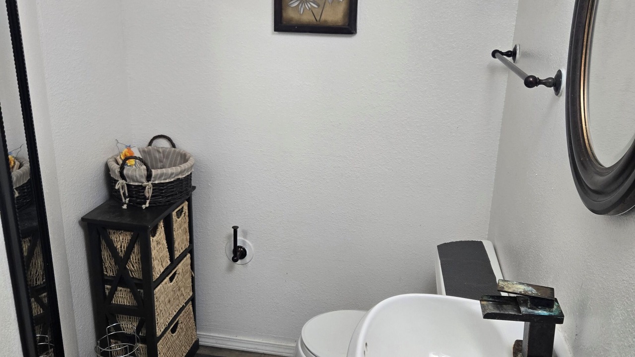 Photo of Bathroom in Brownsville