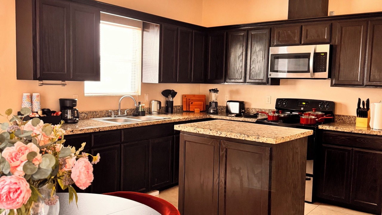 Photo of Kitchen in Edinburg