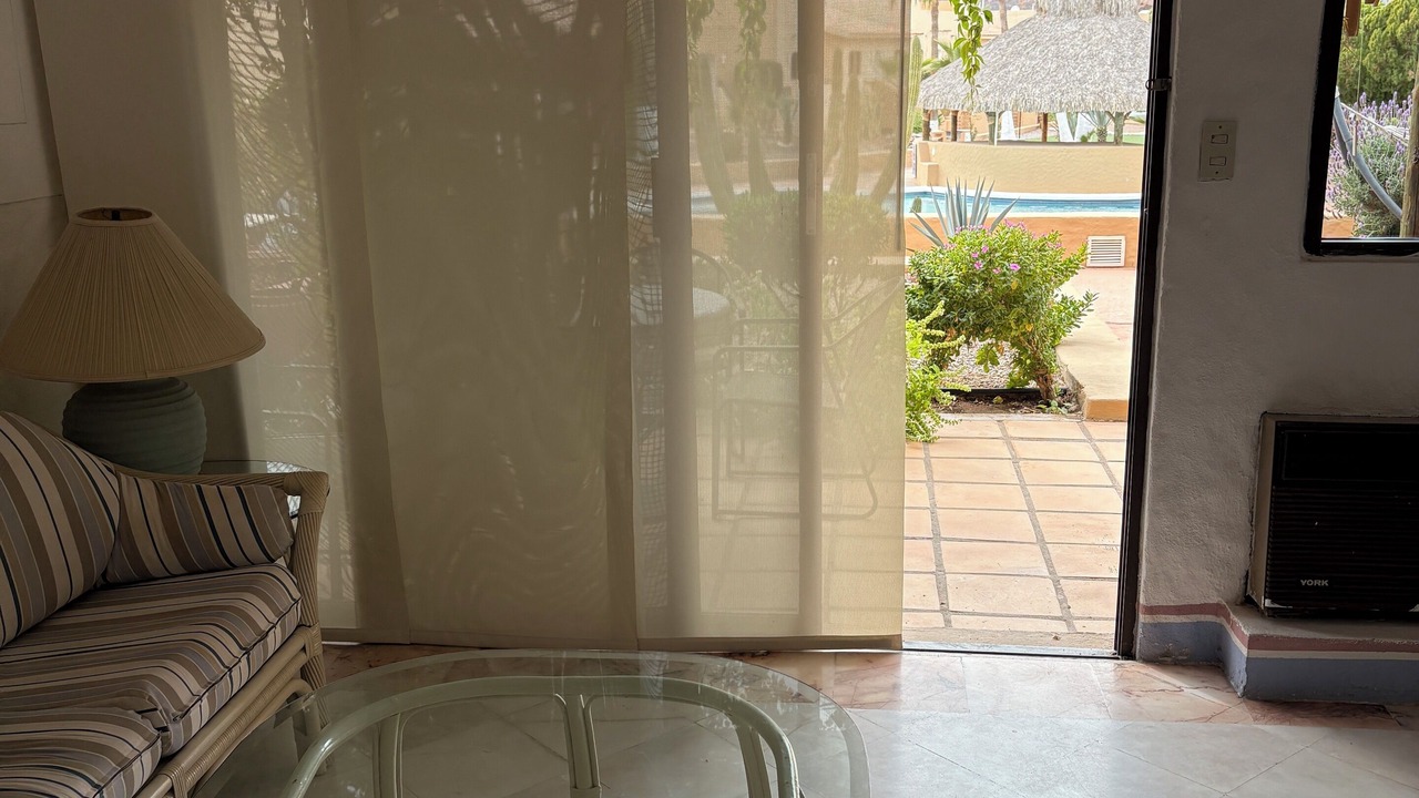 Photo of Livingroom in San Carlos