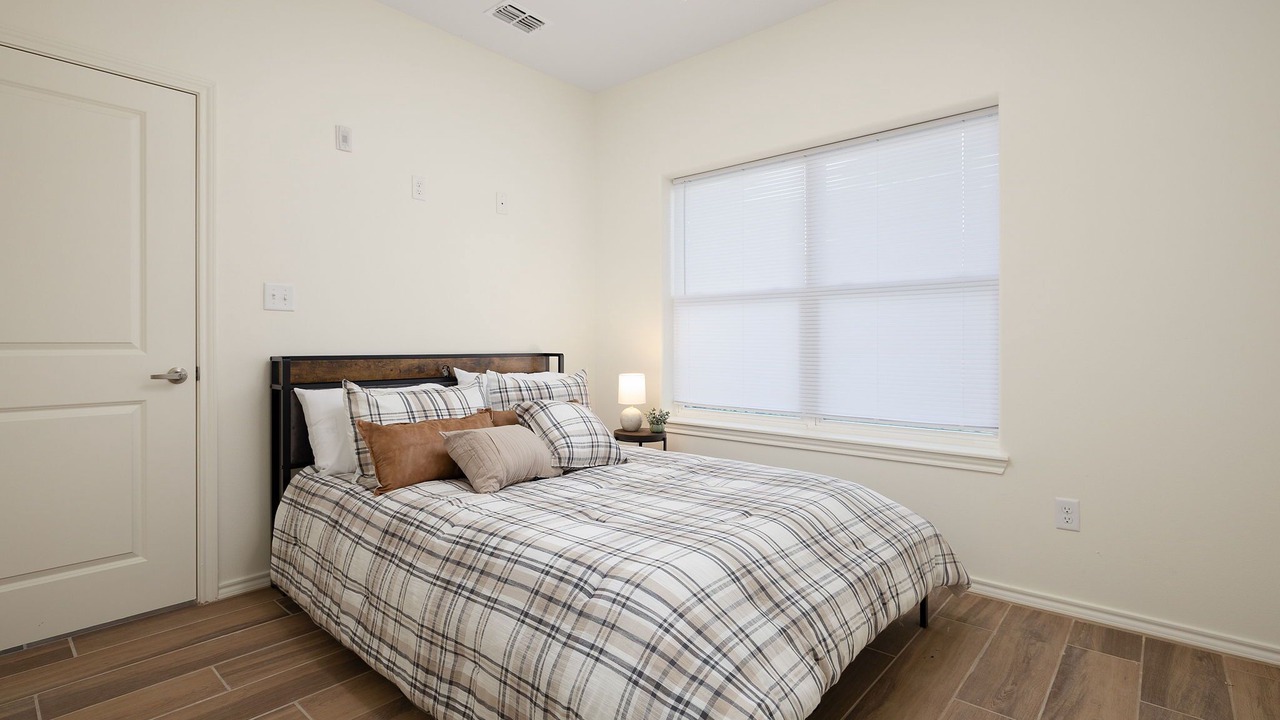 Photo of Bedroom in Edinburg