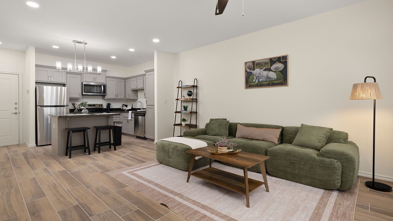 Photo of Livingroom in Edinburg