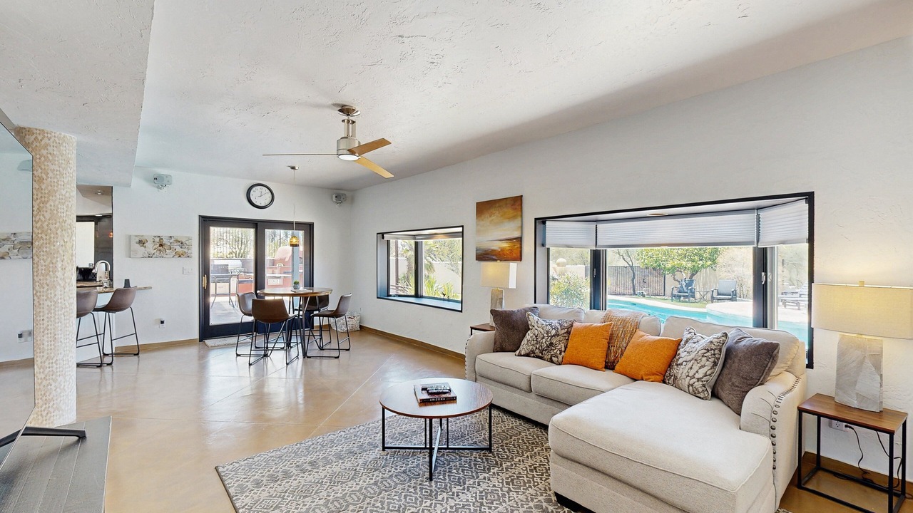 Photo of Livingroom in Tucson