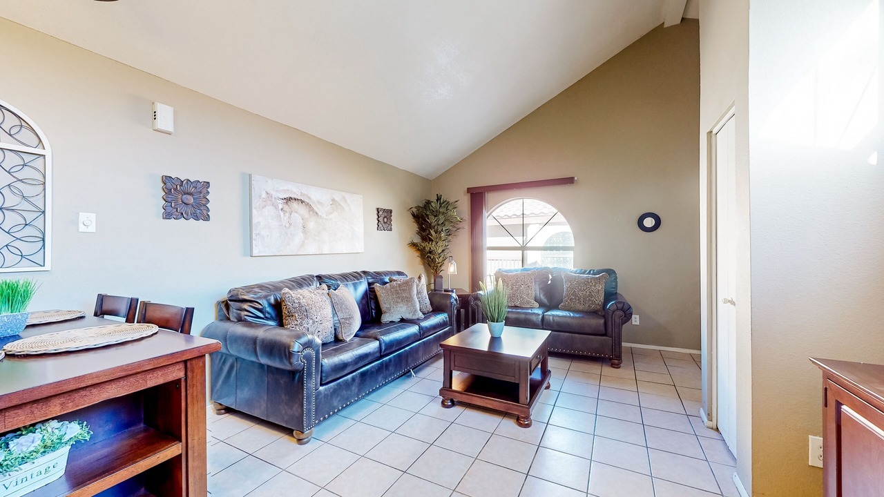 Photo of Livingroom in Maryvale