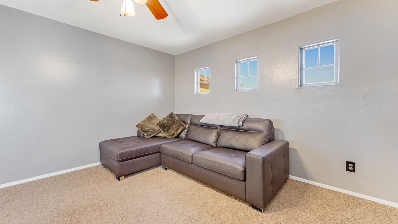 Photo of Livingroom in Avondale