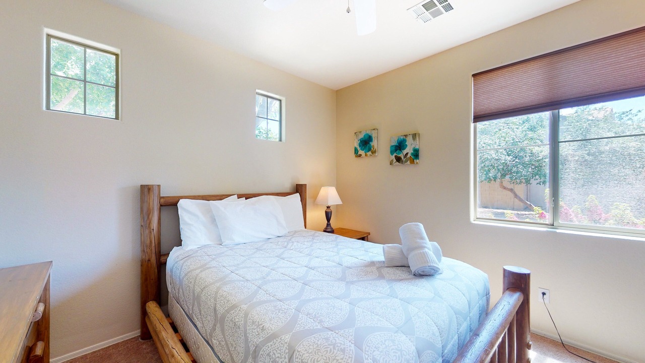 Photo of Bedroom in Palm Valley