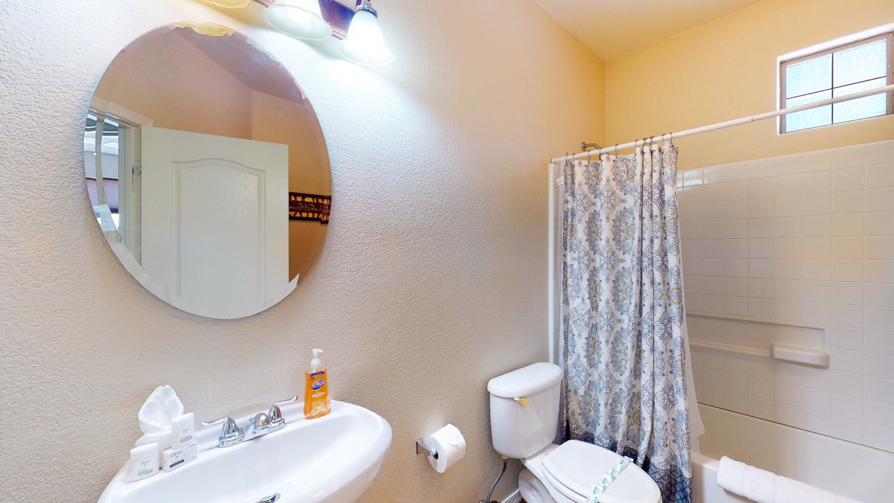 Photo of Bathroom in Palm Valley