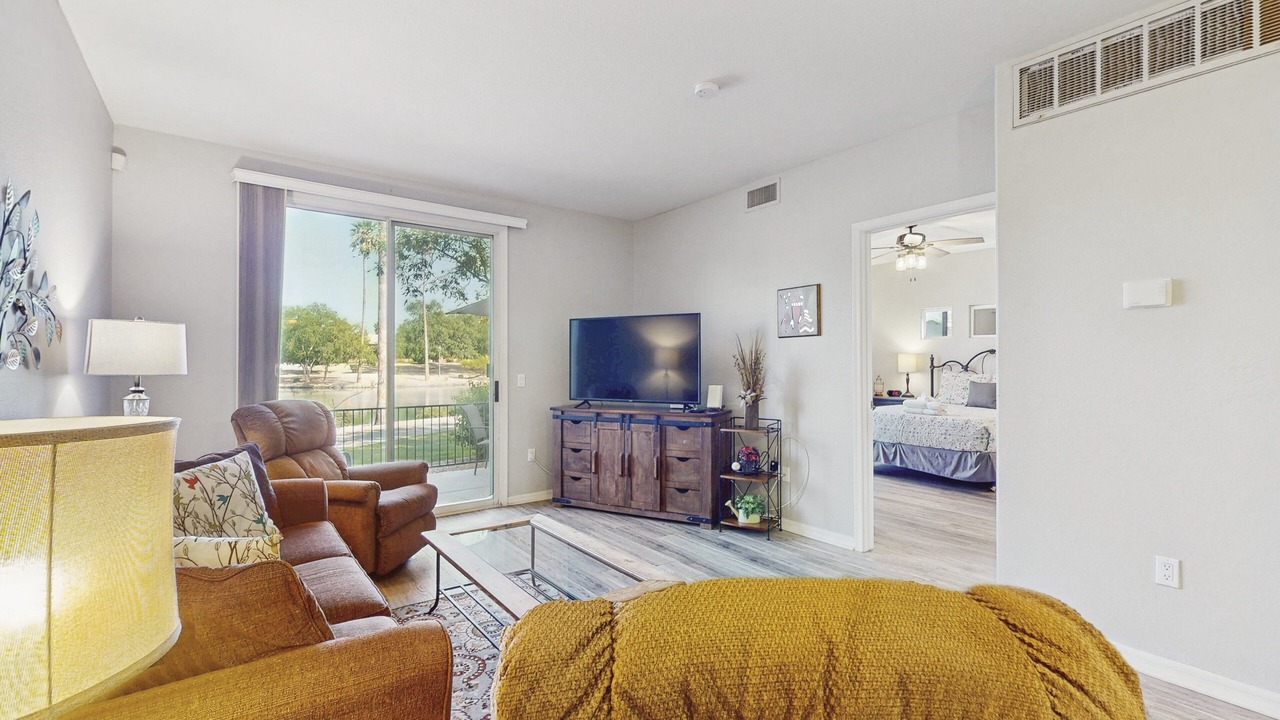 Photo of Livingroom in Superstition Lakes