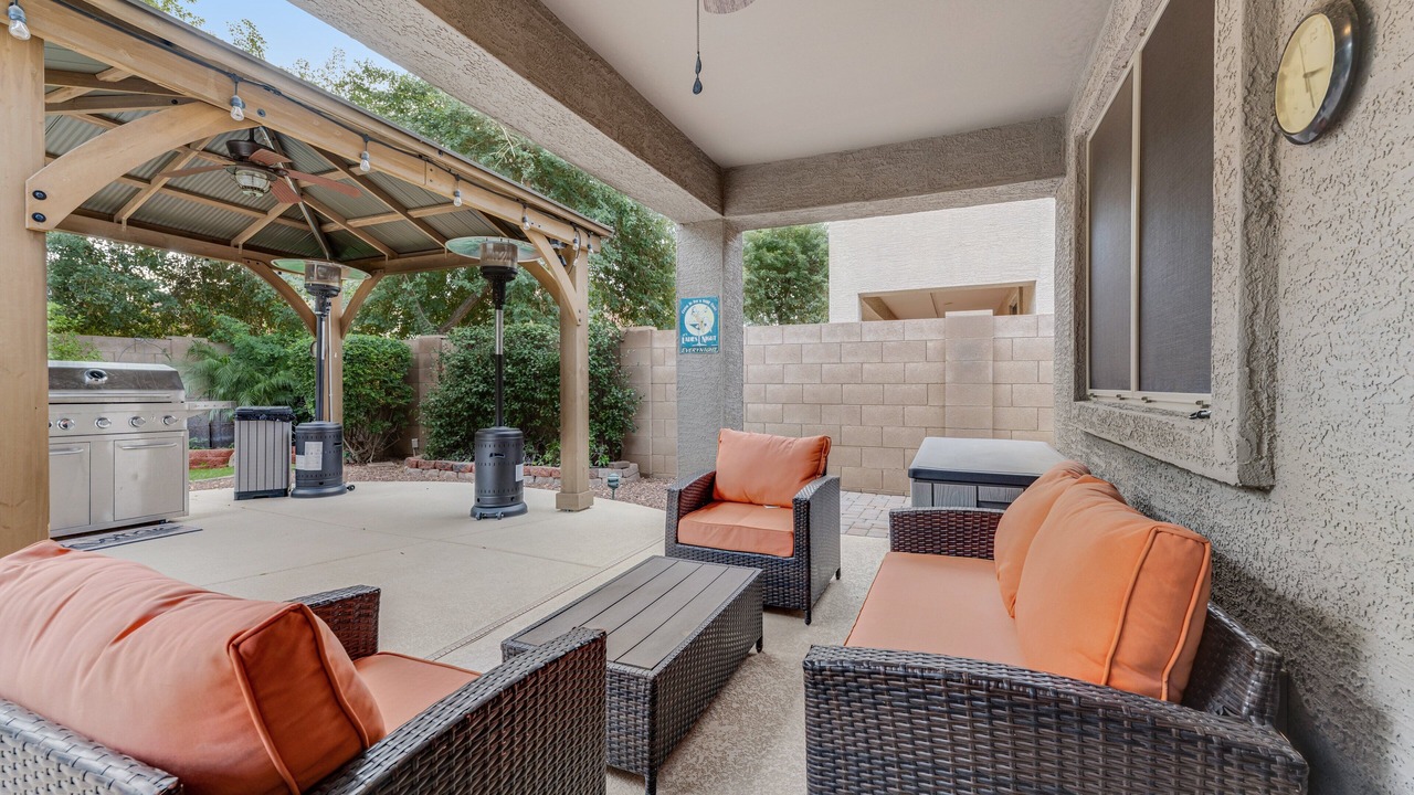 Photo of Patio Balcony in Dos Rios