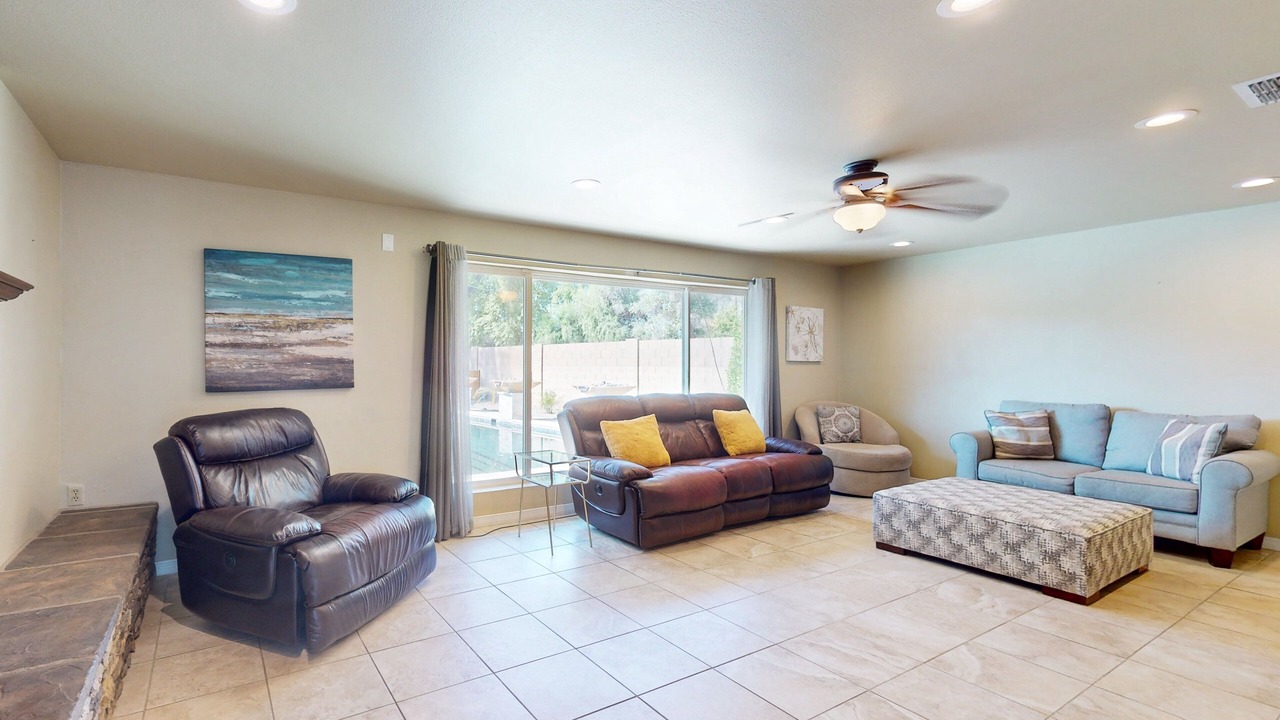 Photo of Livingroom in Tempe