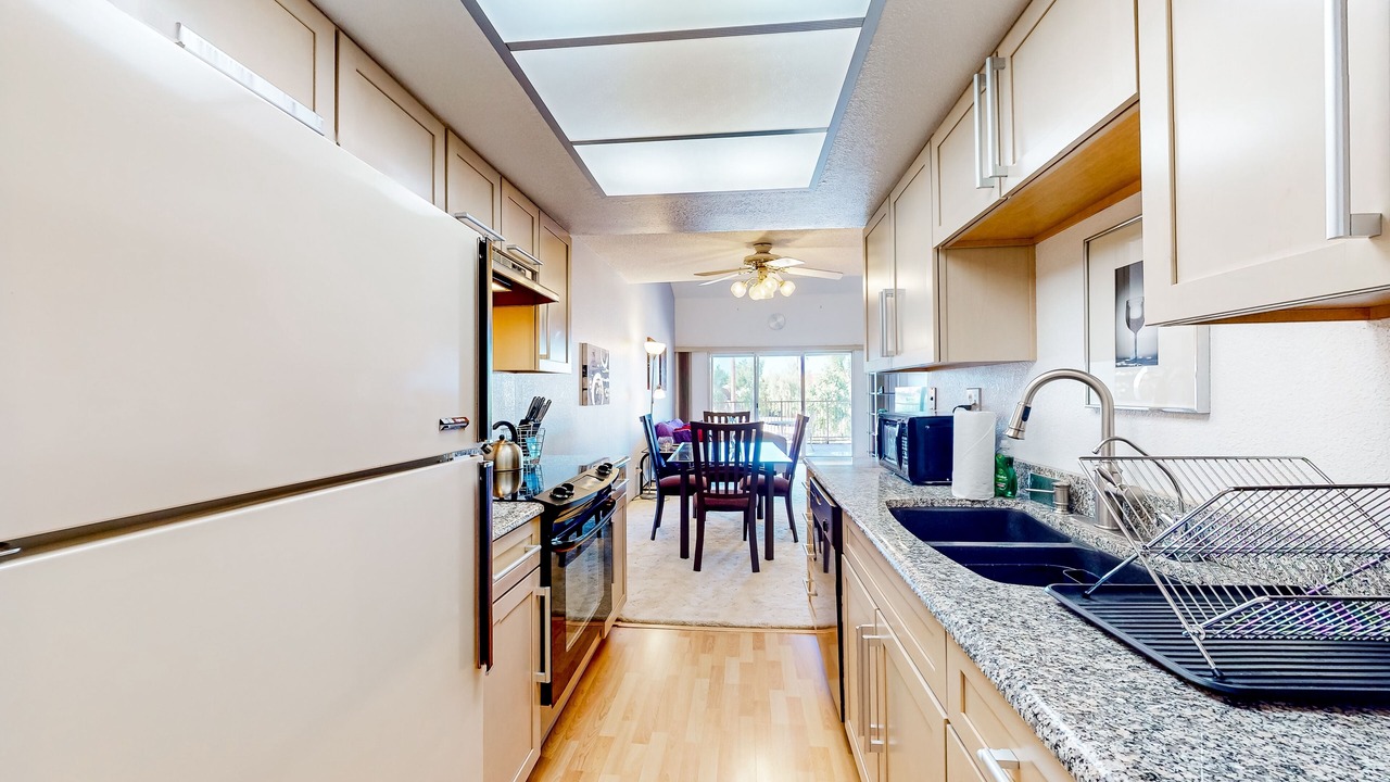 Photo of Kitchen in Desert Shores