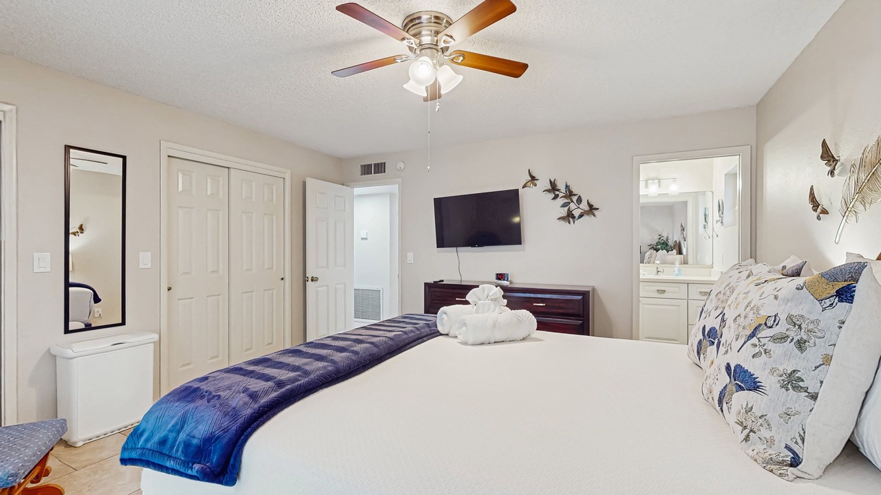 Photo of Bedroom in Sunland Village