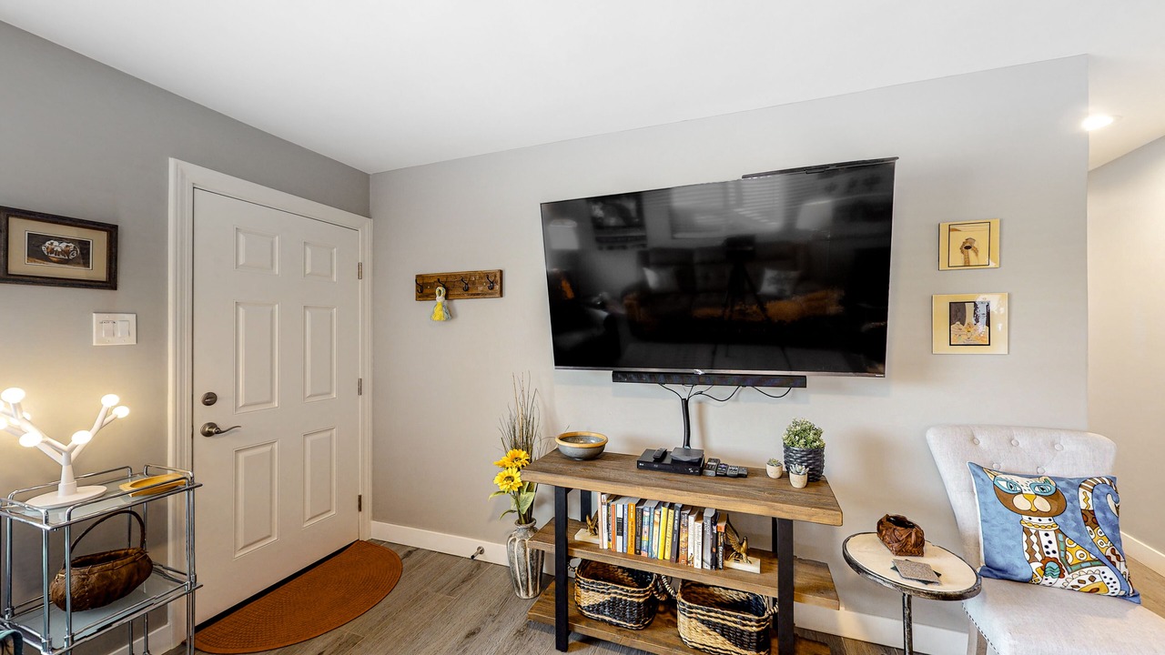 Photo of Livingroom in Encanto