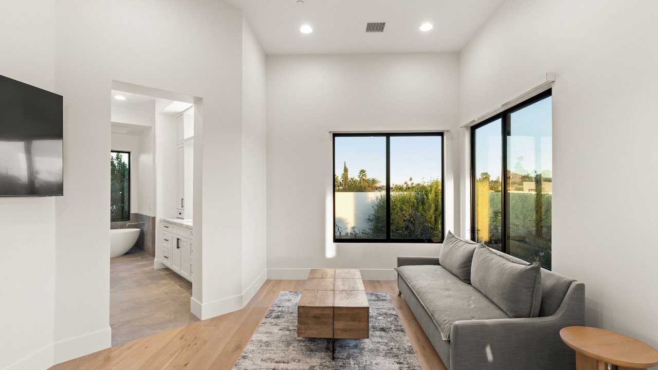 Photo of Livingroom in Central Scottsdale