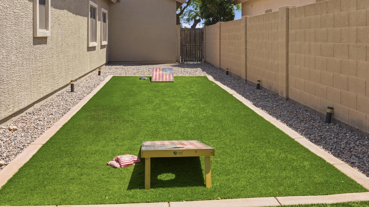 Photo of Outdoor in Avondale