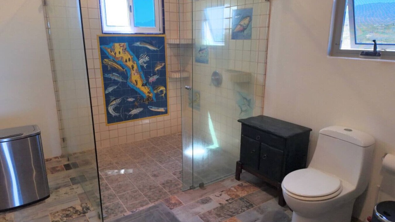 Photo of Bathroom in Buenavista