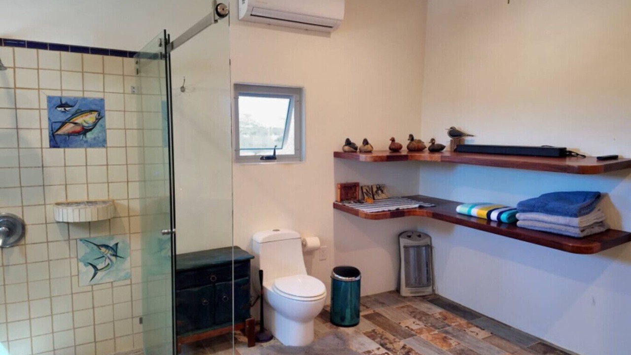 Photo of Bathroom in Buenavista