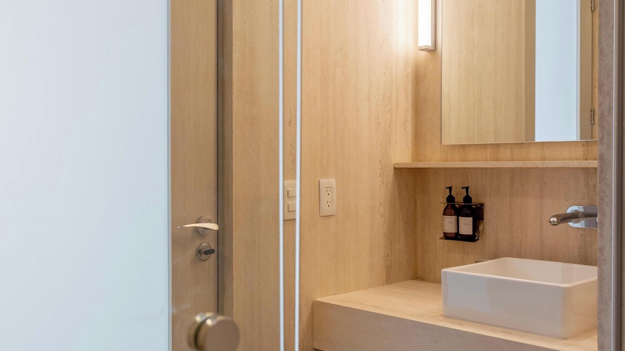 Photo of Bathroom in Reforma