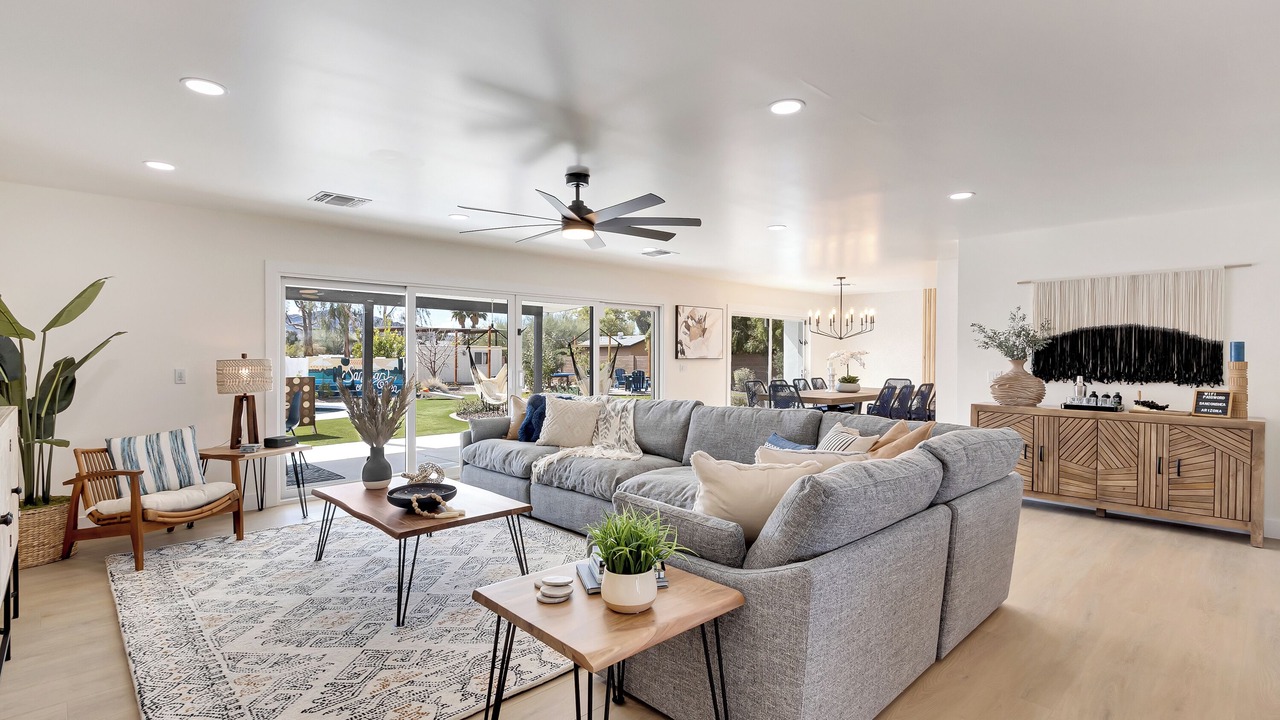 Photo of Livingroom in Chaparral Estates