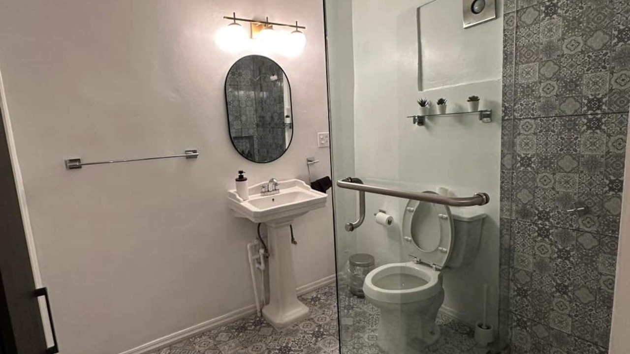 Photo of Bathroom in San Antonio del Mar