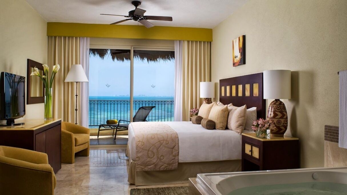 Photo of Bedroom in Playa Mujeres