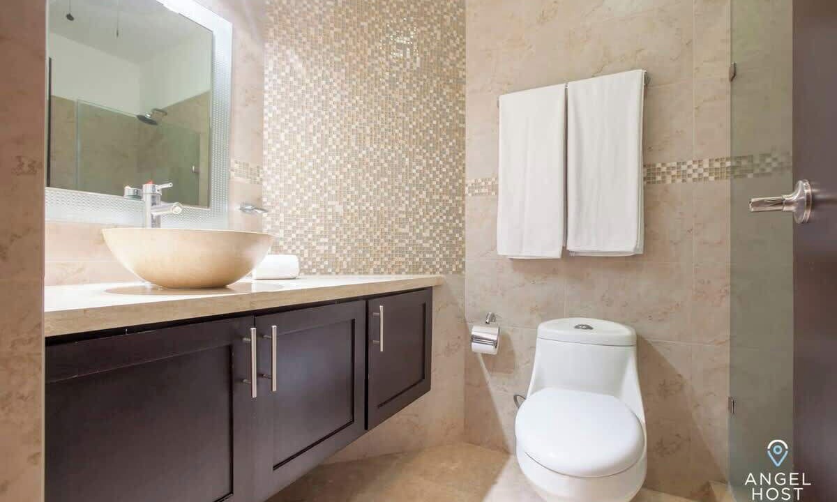 Photo of Bathroom in Esterito