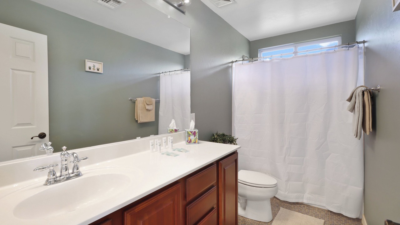 Photo of Bathroom in Black Horse