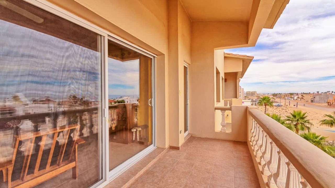Photo of Patio Balcony in Las Conchas