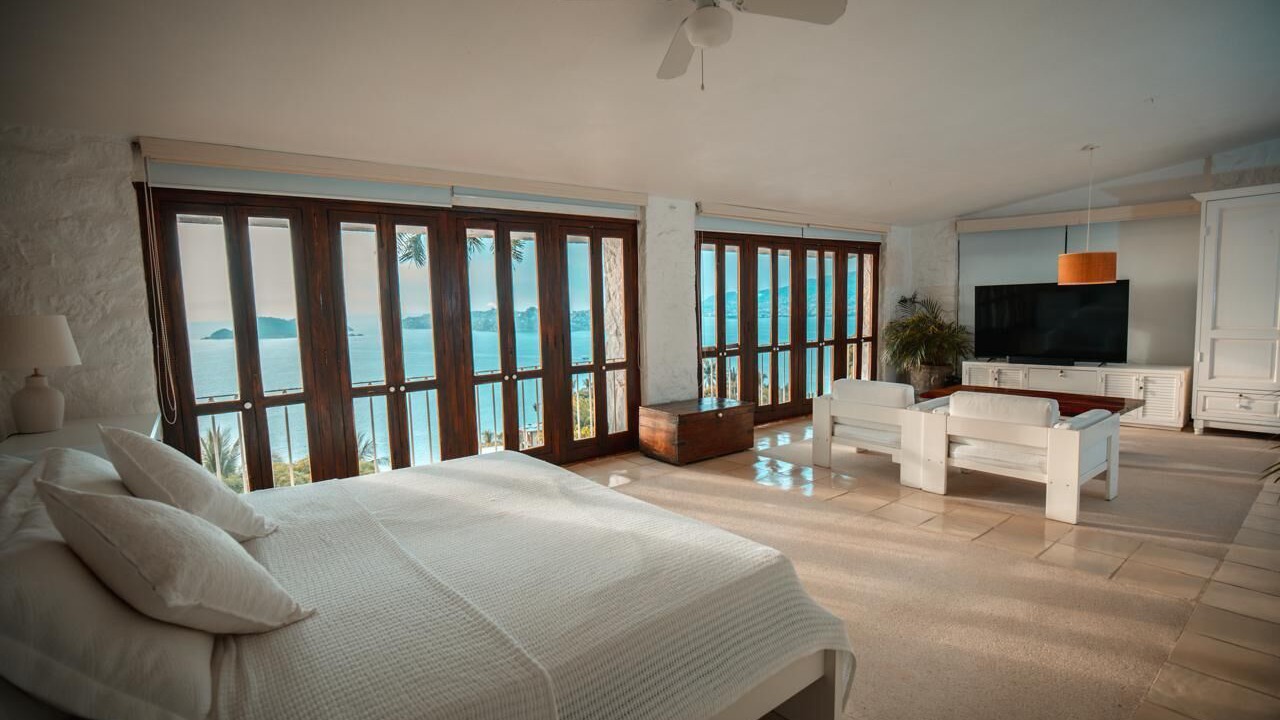 Photo of Bedroom in Las Brisas