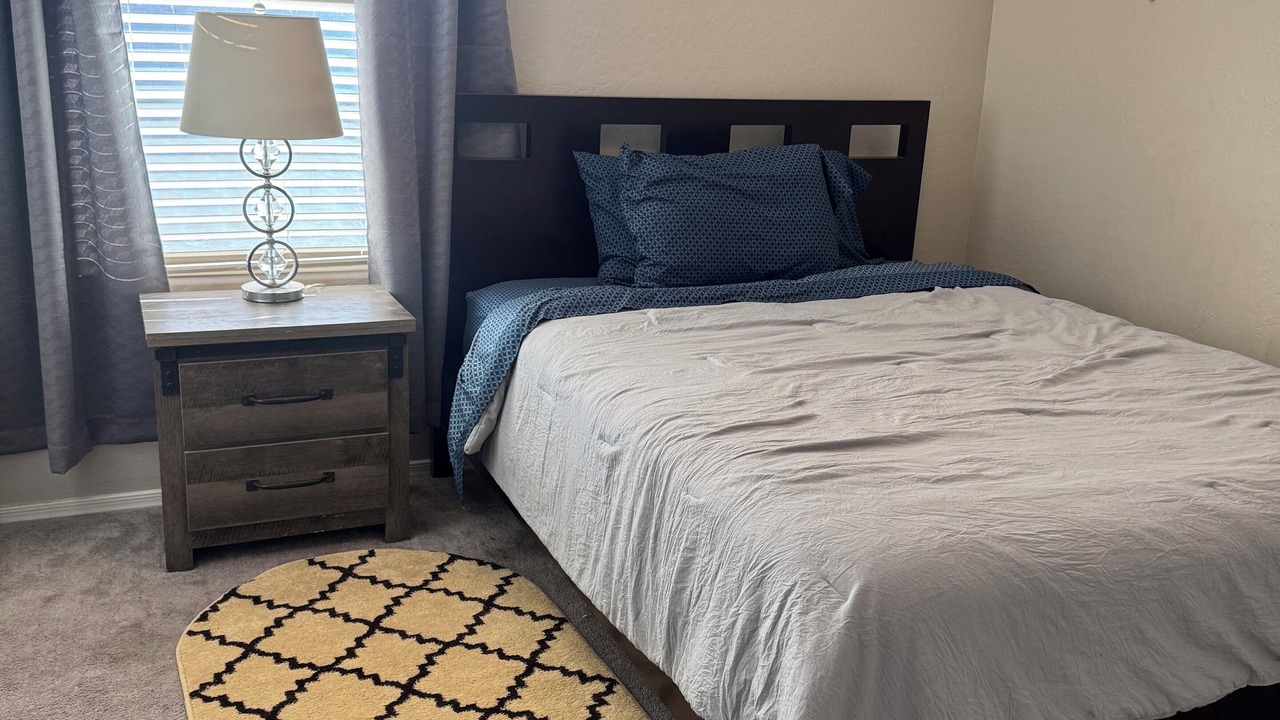 Photo of Bedroom in Avondale