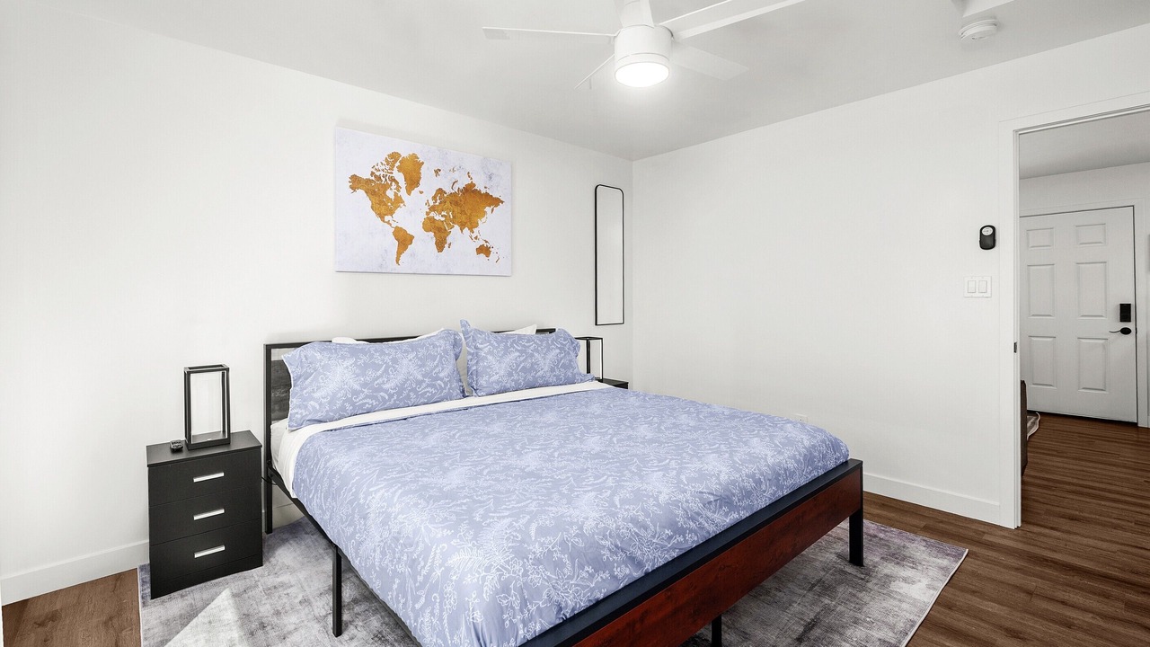 Photo of Bedroom in Garfield