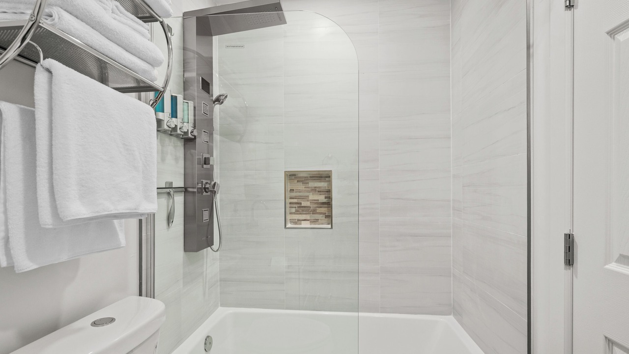 Photo of Bathroom in Garfield