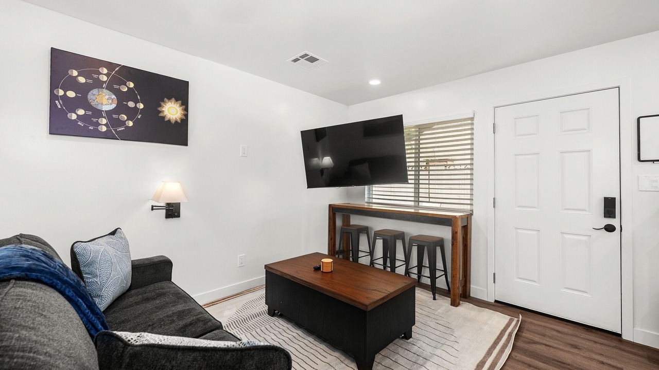 Photo of Livingroom in Garfield