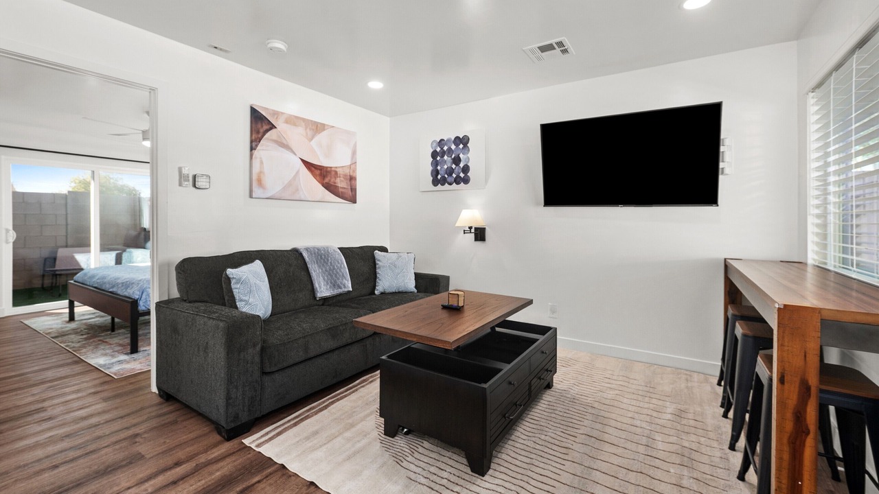 Photo of Livingroom in Garfield