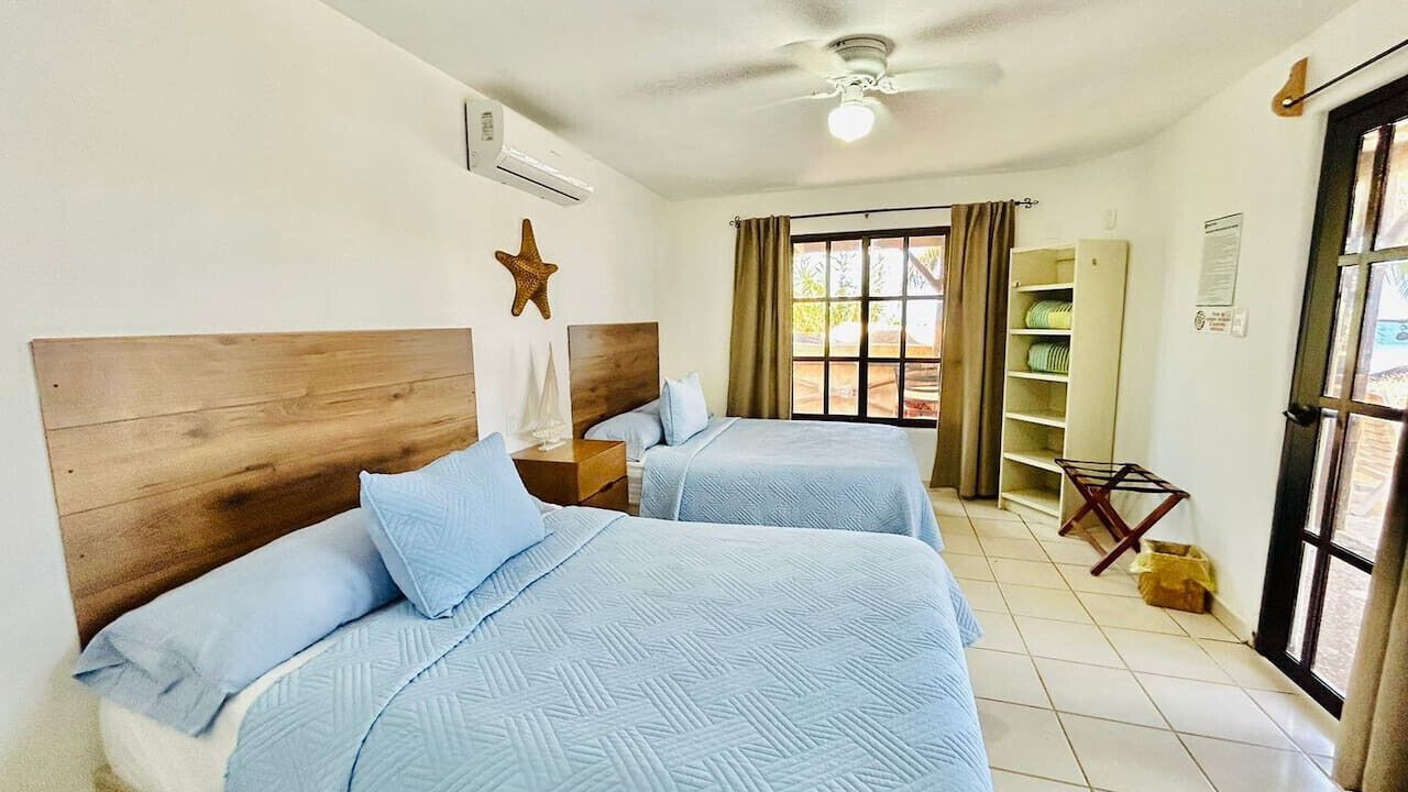 Photo of Bedroom in Elota