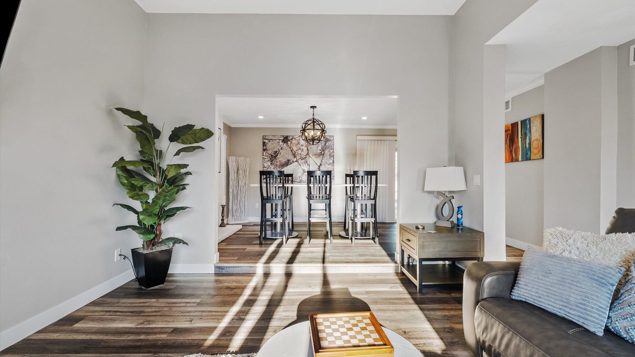 Photo of Livingroom in Dobson Ranch