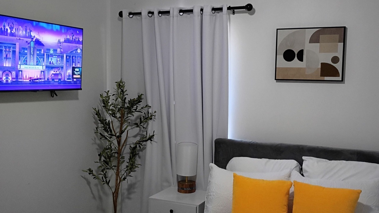 Photo of Bedroom in Edinburg