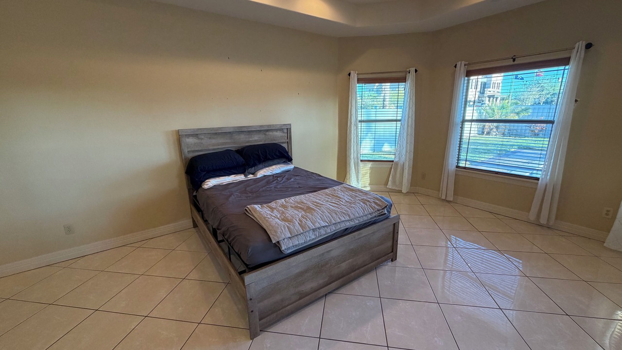 Photo of Bedroom in Harlingen