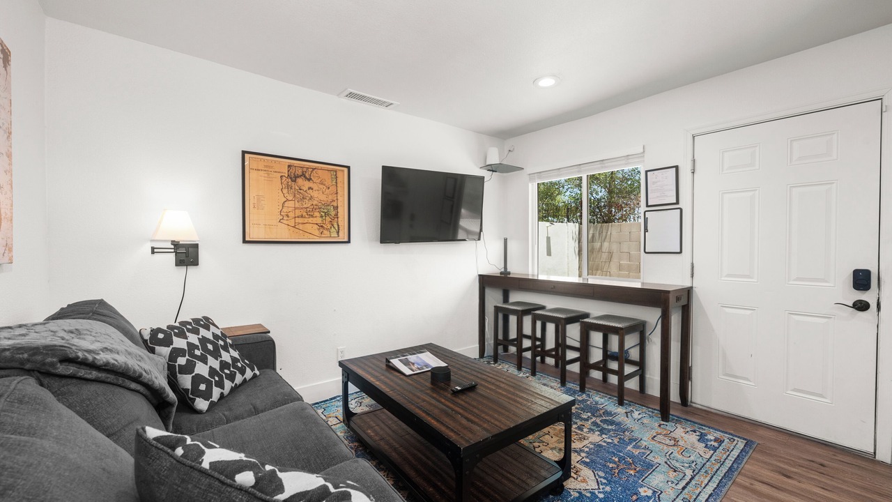 Photo of Livingroom in Garfield