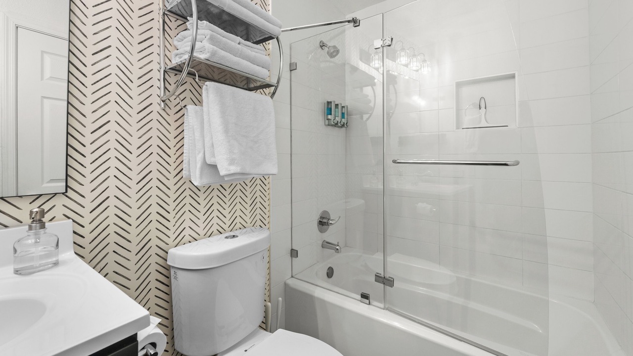 Photo of Bathroom in Garfield