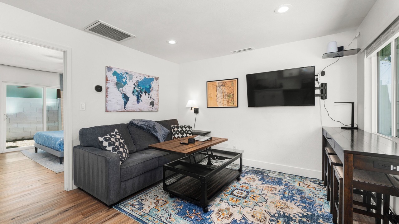 Photo of Livingroom in Garfield