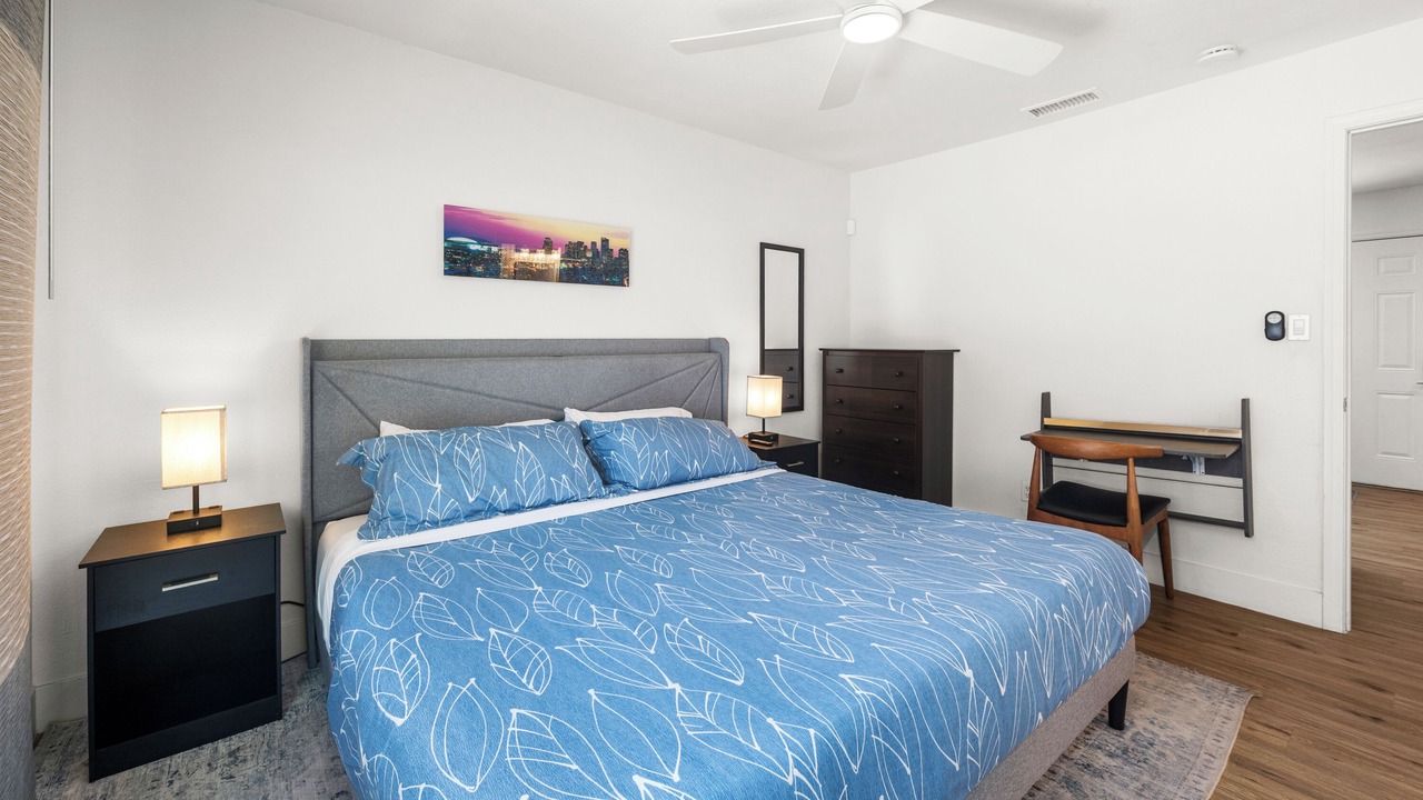 Photo of Bedroom in Garfield