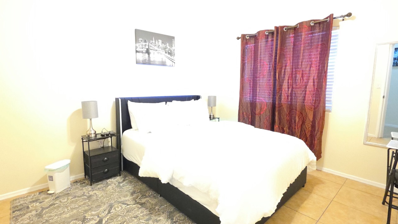 Photo of Bedroom in Estrella Village