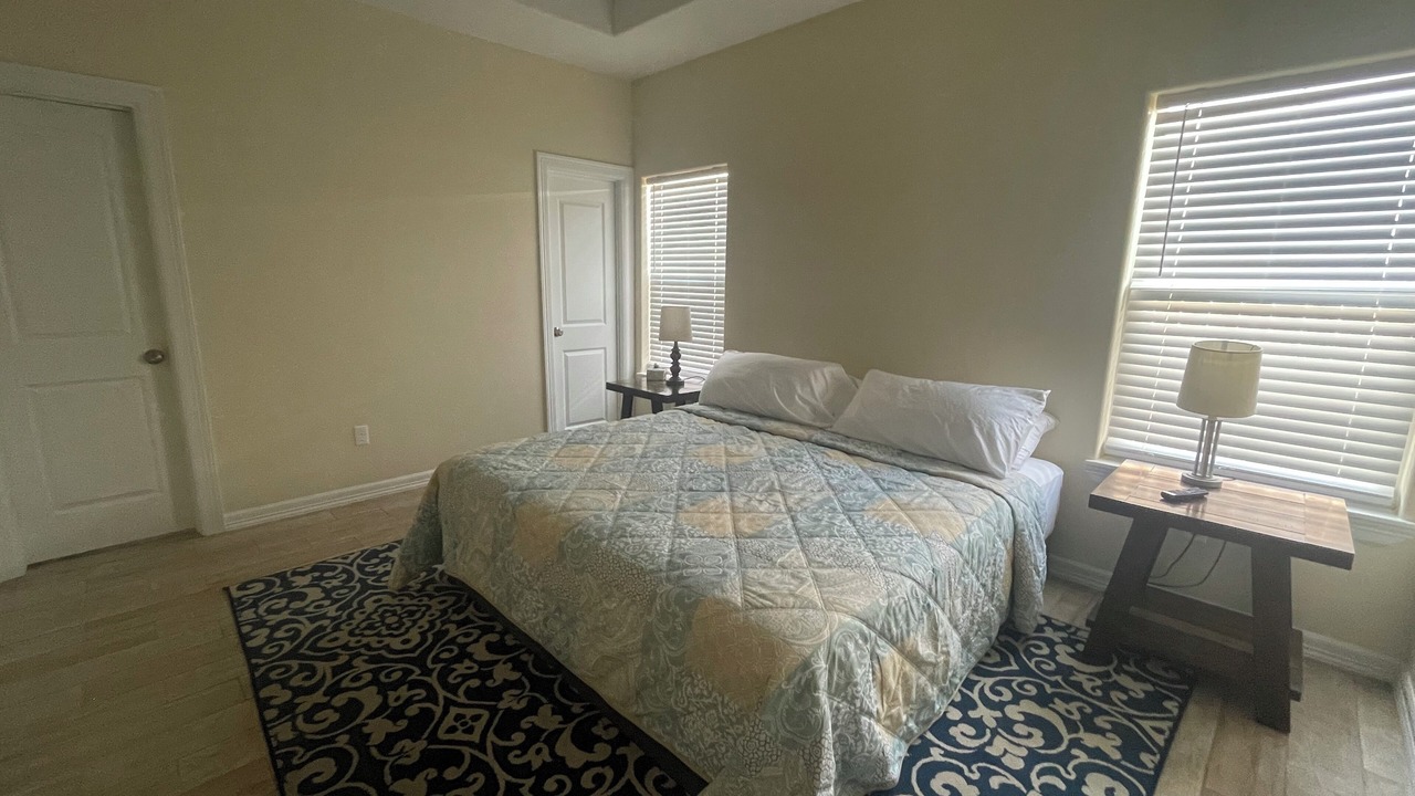 Photo of Bedroom in Edinburg